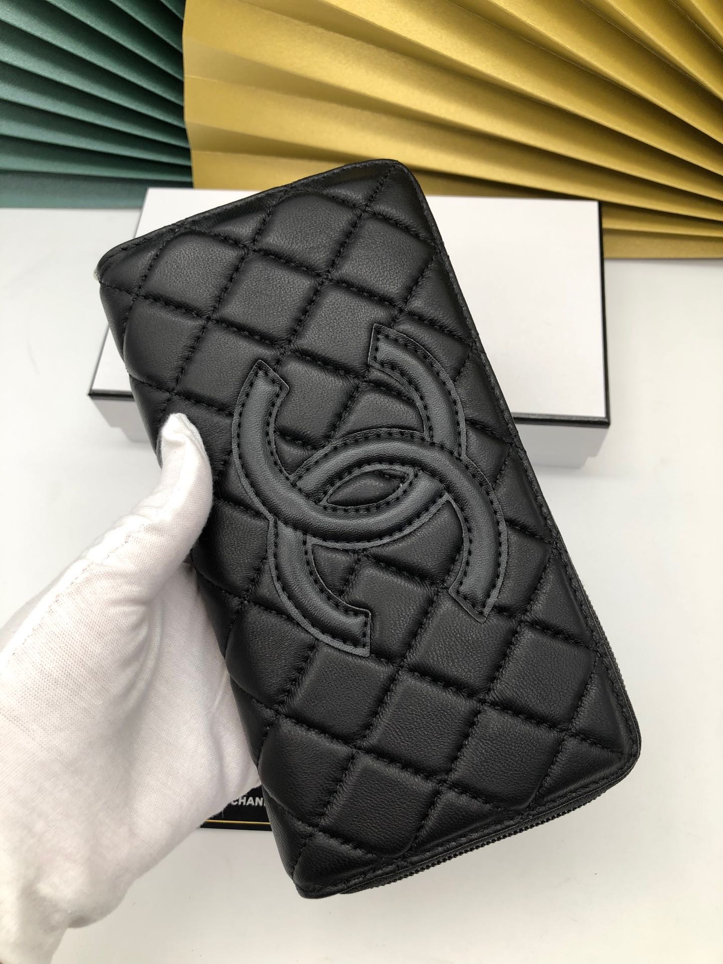 芸能人愛用Chanel シャネル 実物の写真 N品スーパーコピー財布代引き対応国内発送後払い安全必ず届く優良サイト